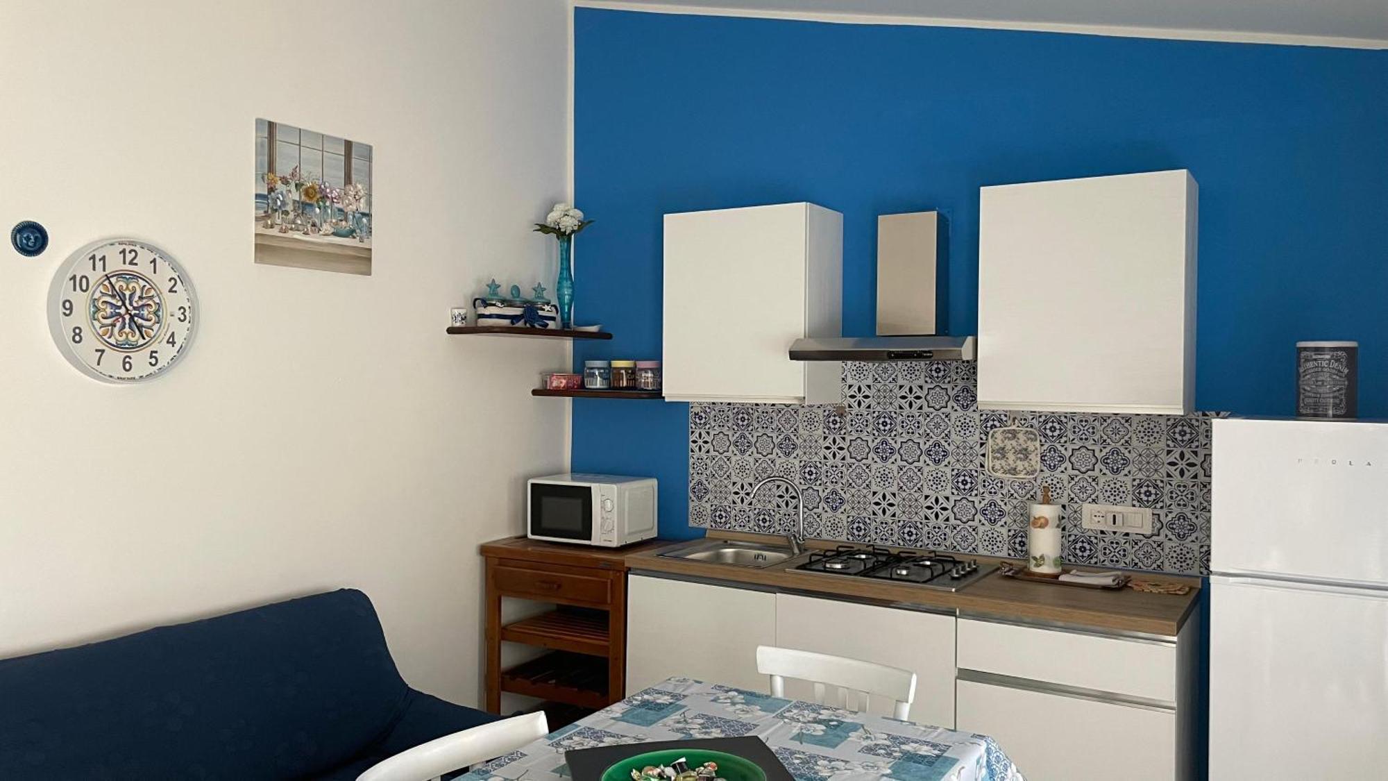 Casa Vacanze Da Roberta A Pochi Km Da Oristano Simaxis Kültér fotó